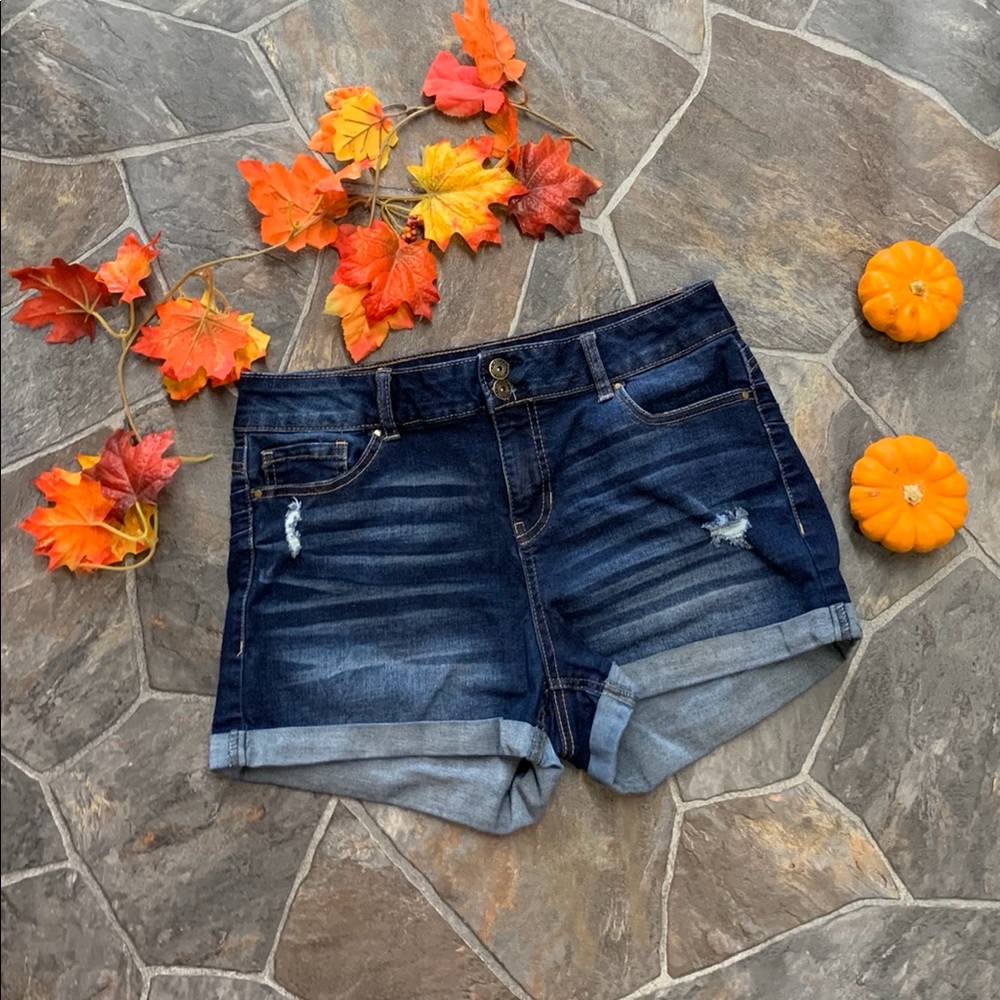 Vanilla star shortie shorts